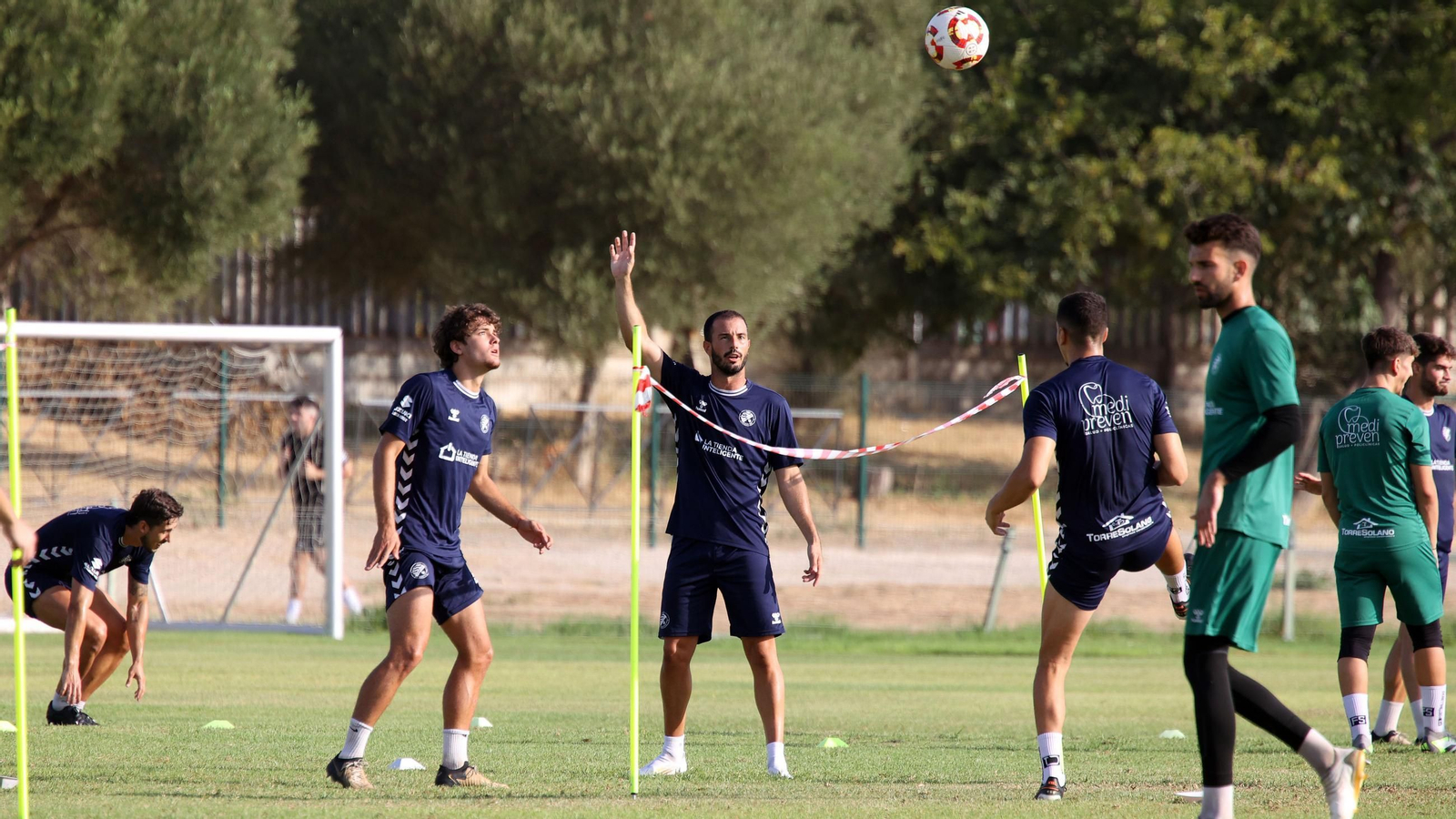 Imágenes del entrenamiento del Xerez DFC en el 'Pepe Ravelo' de Chapín