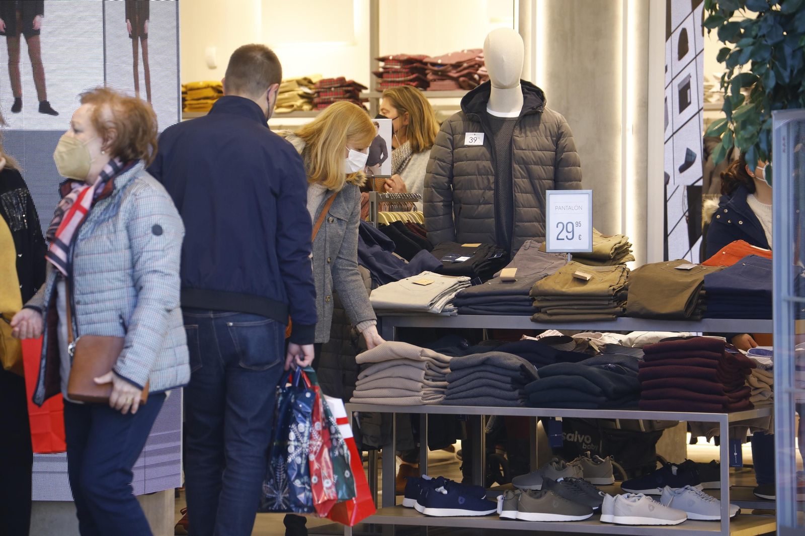 Los últimos días para comprar los regalos de Reyes, en fotografías