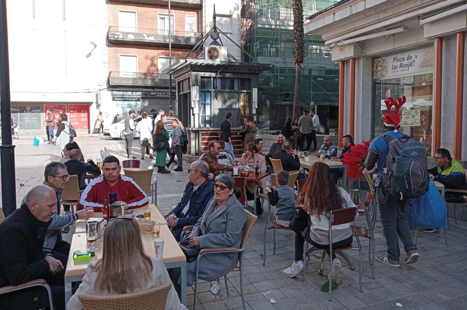 Imágenes del ambiente festivo del 31 de diciembre en Huelva