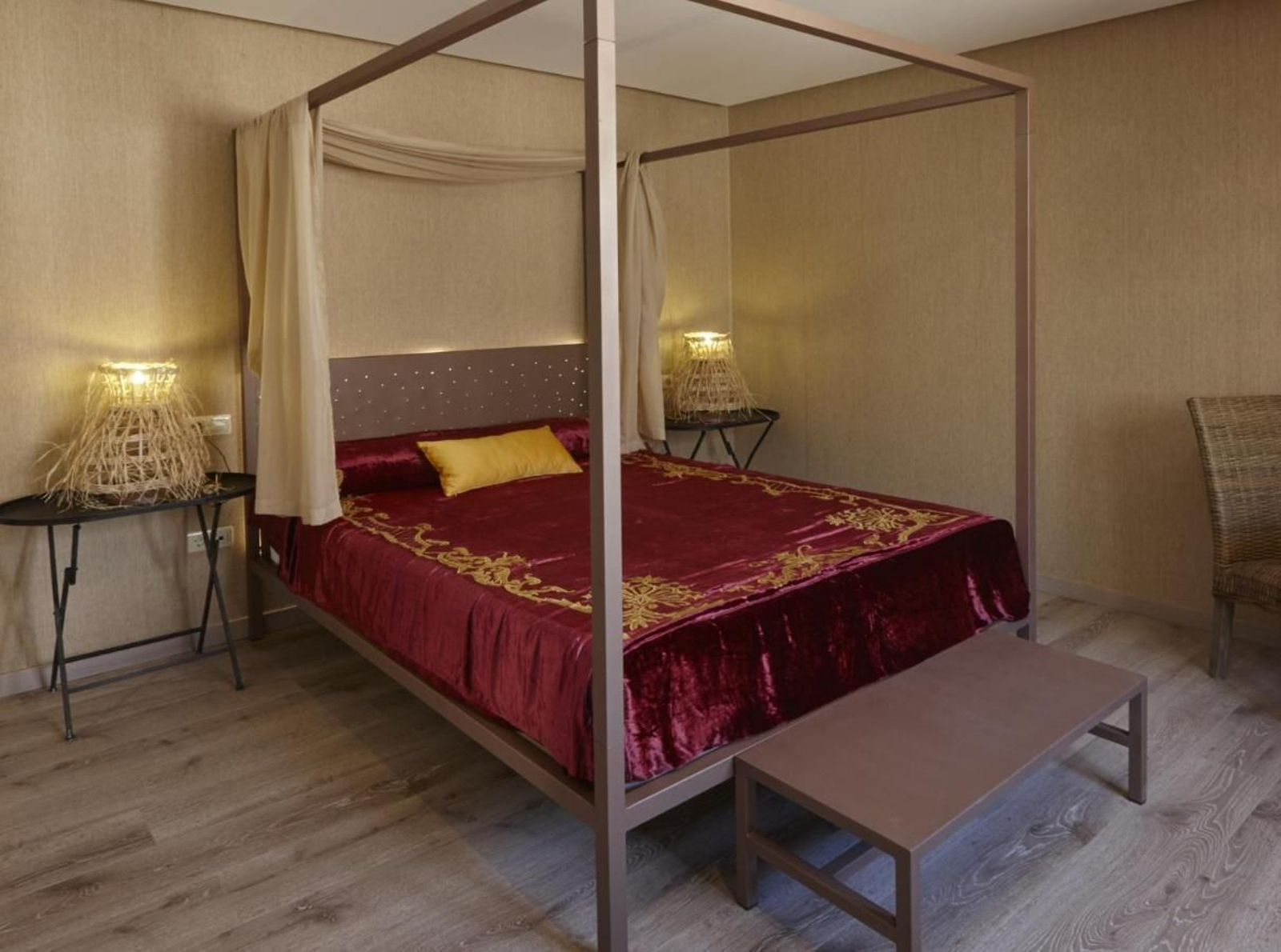 El hotel de Aracena que parece un museo y en donde cada habitación es una obra de arte