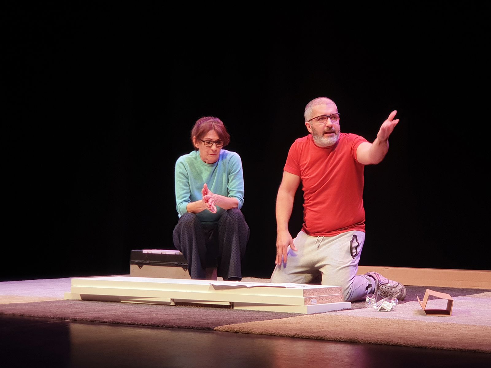 Los dos protagonistas de la obra en el Teatro Apolo.