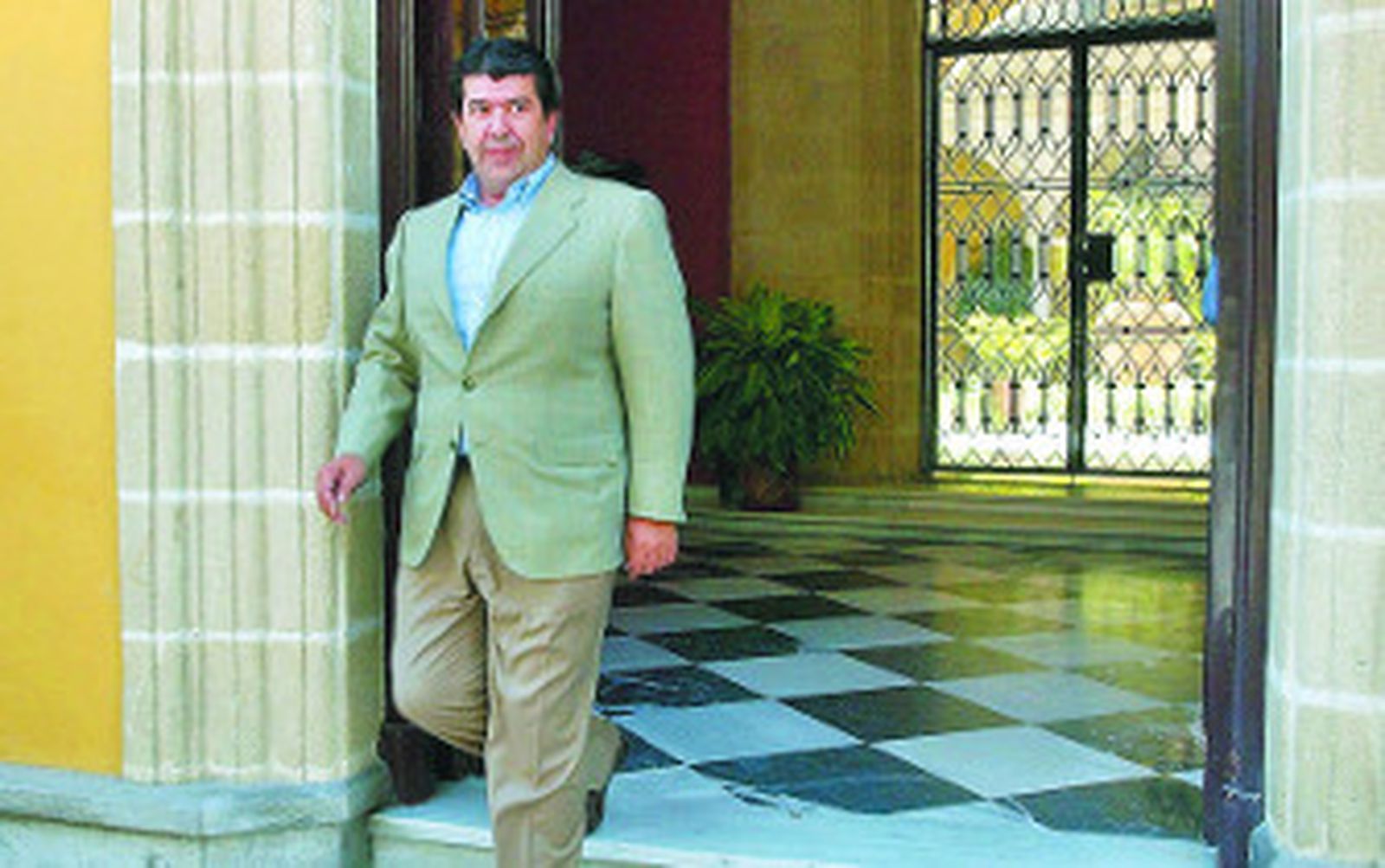 Transferencias fraudulentas a Triana 95