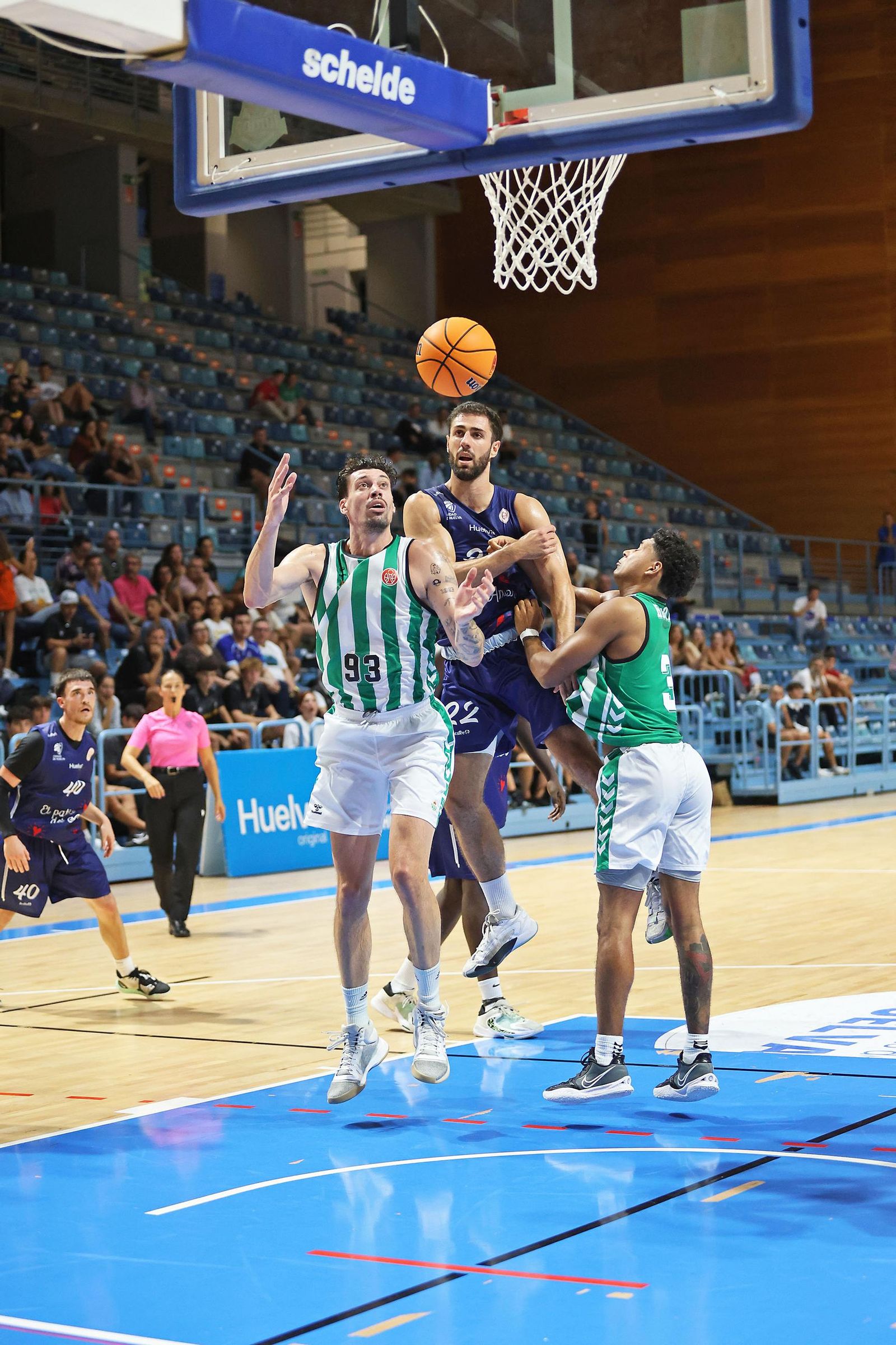 Imágenes del Ciudad de Huelva y el Real Betis en la Copa de España