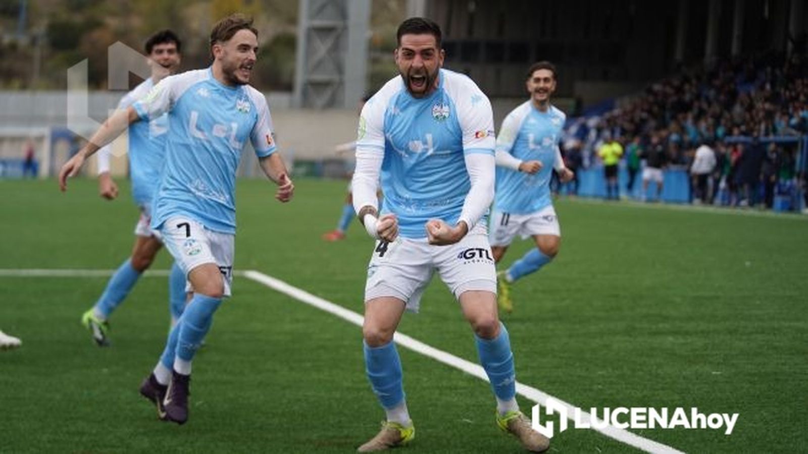Rafa Gálvez celebra su tanto, el 1-0 para el Ciudad de Lucena