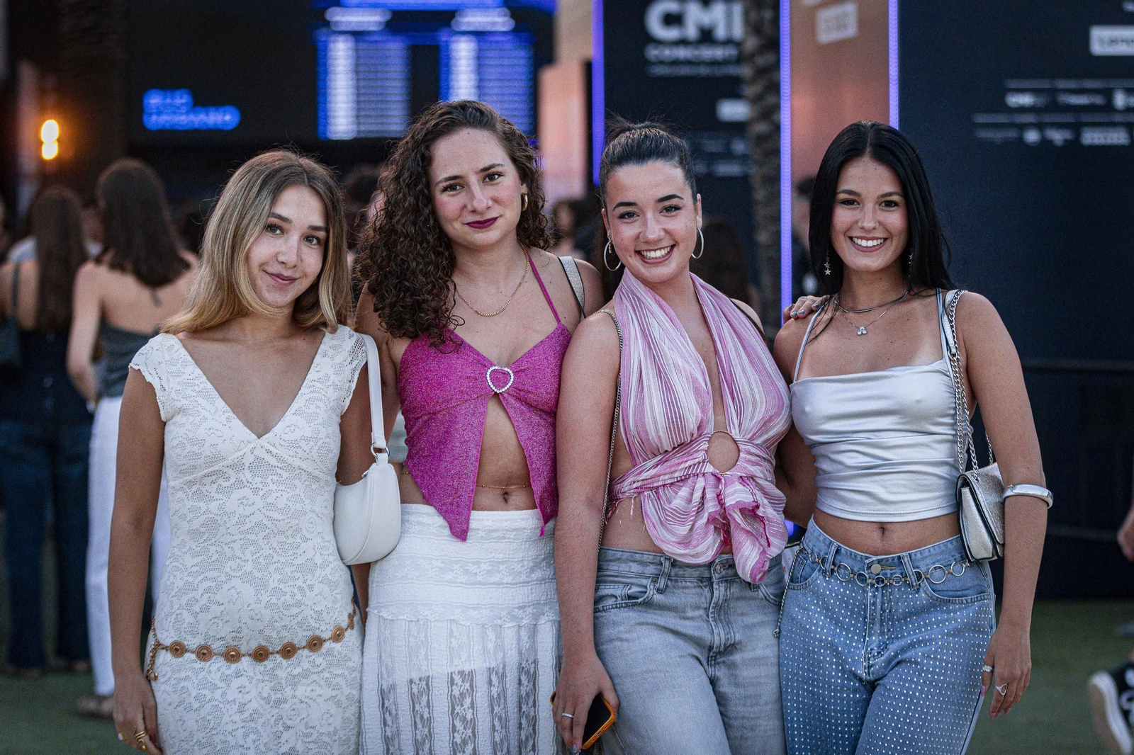 Búscate en el concierto de Emilia en el Concert Music Festival