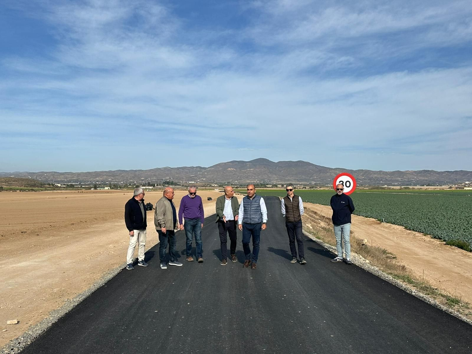 Visita al renovado camino rural de Huércal-Overa.