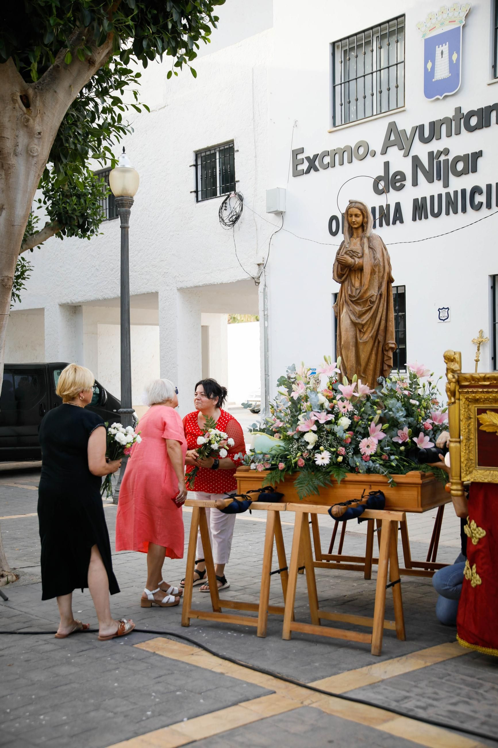 Ofrenda floral y misa durante la última jornada de las fiestas de Campohermoso Ofrenda floral y misa durante la última jornada de las fiestas de Campohermoso