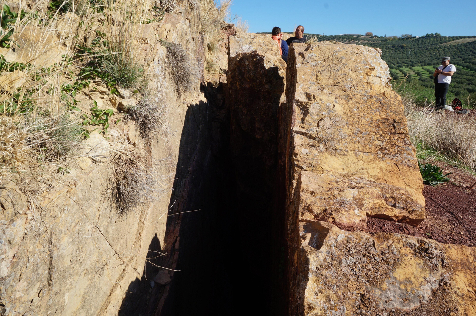 Piedra Luenga, la mole rocosa de Montilla, en fotografías