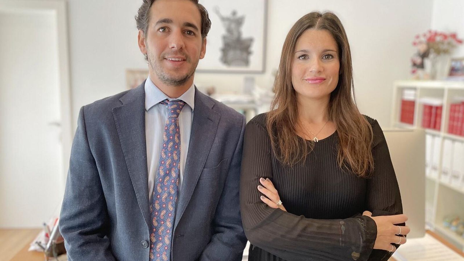 Ignacio y Cristina, abogados en Carrera & Carrera