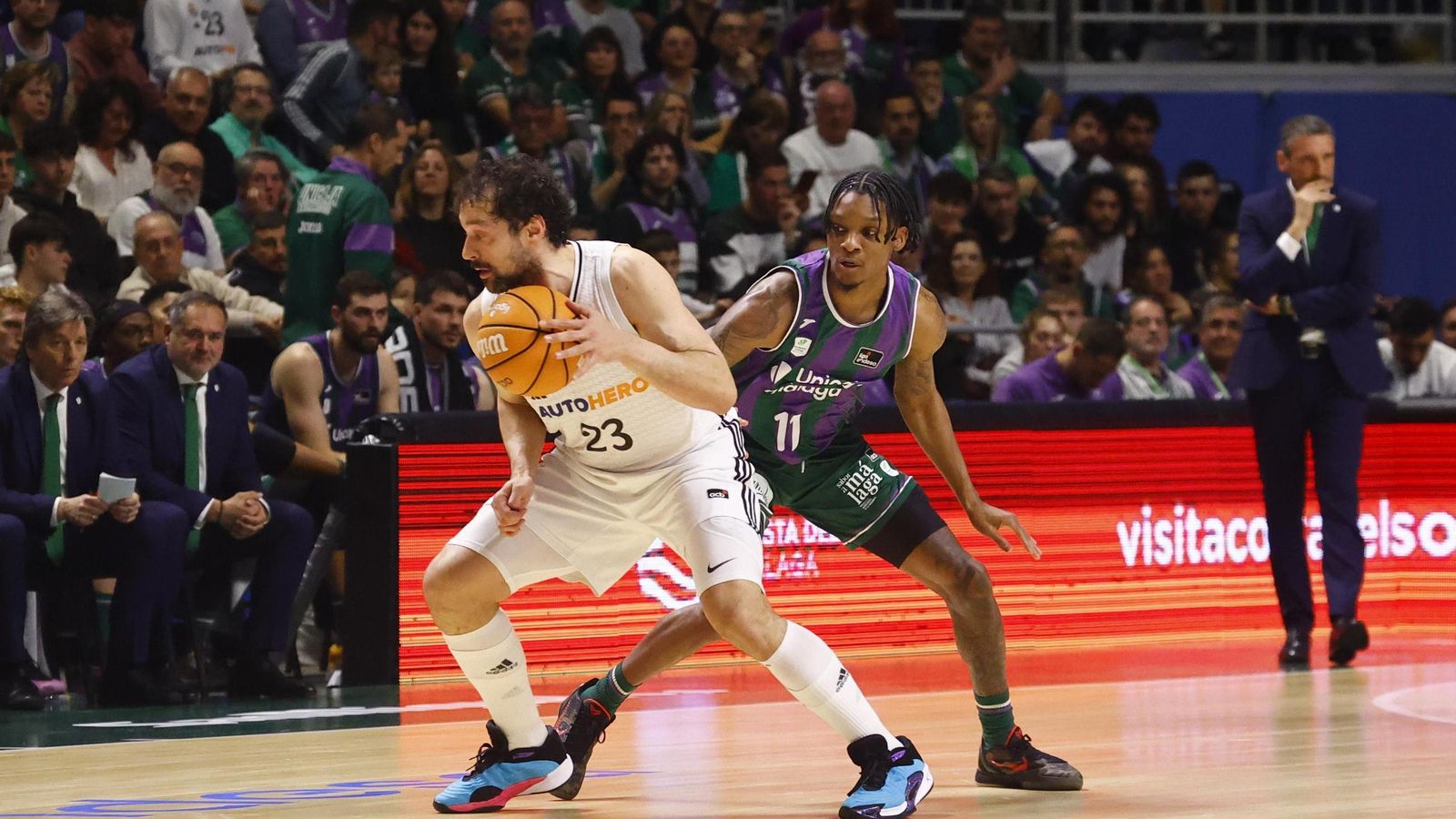 El Unicaja - Real Madrid de Liga Endesa, en fotos