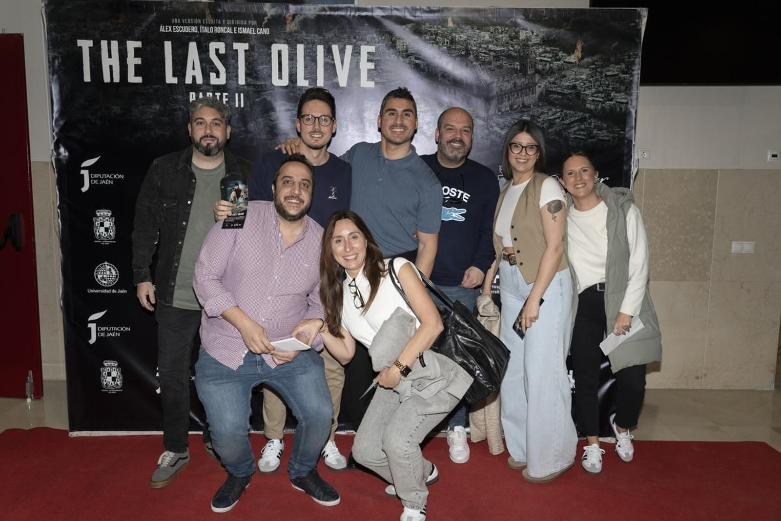 Imágenes de una noche para el recuerdo: así fue la premier de The Last Olive