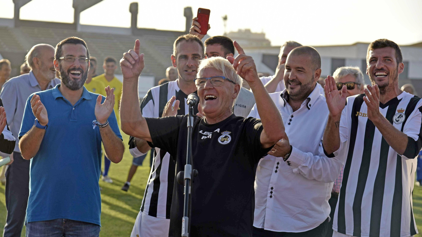 Homenaje a Alfredo Gallardo