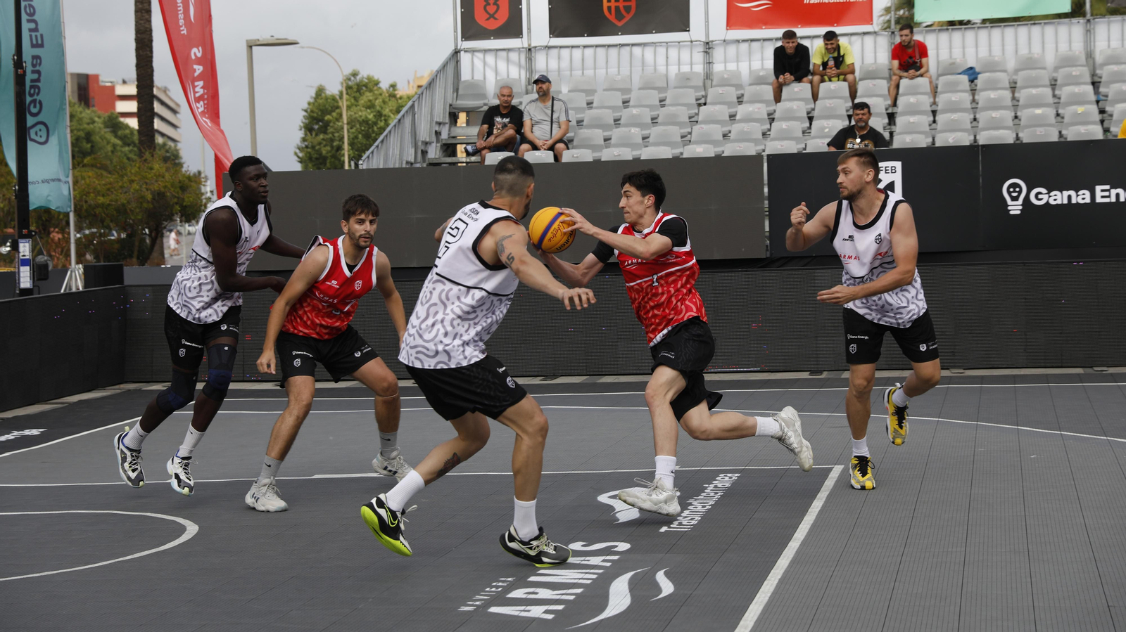Las fotos de la segunda jornada del torneo internacional de baloncesto 3x3 de La Línea