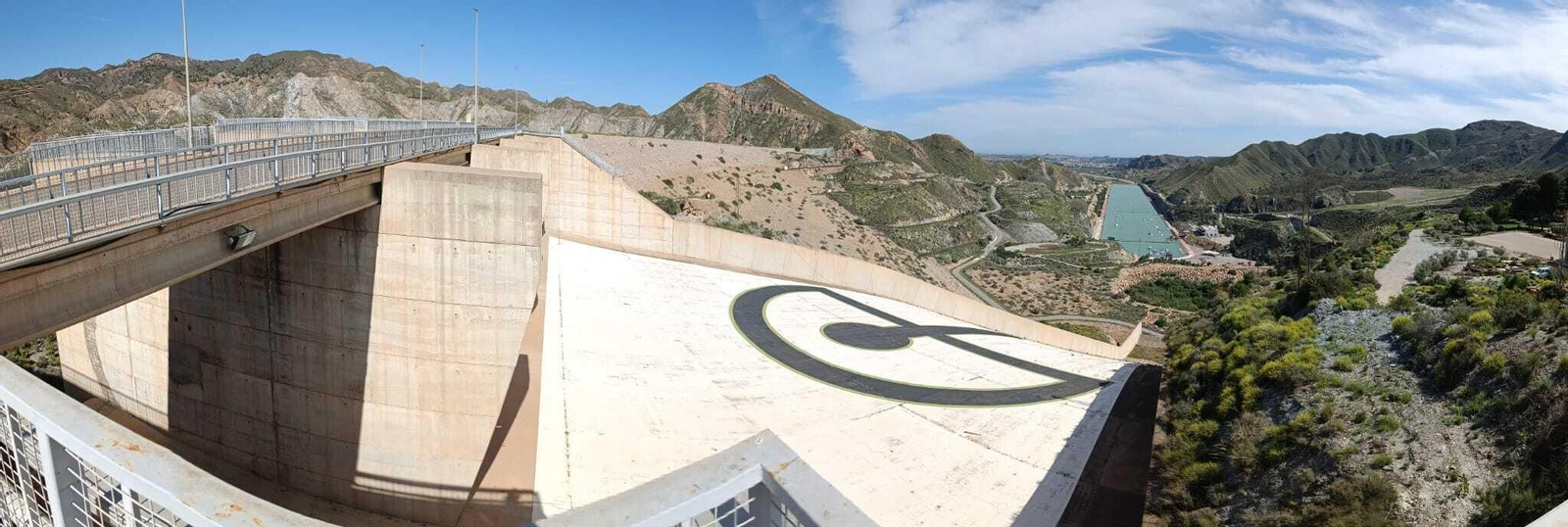 Así se encuentra el embalse de Cuevas del Almanzora tras dos meses intentos de lluvias.