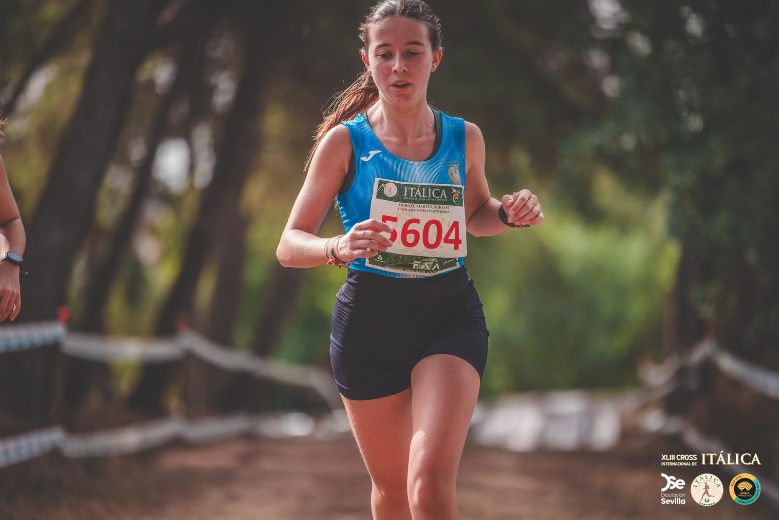 Búscate en las fotos del Cross de Itálica 2025 | 4