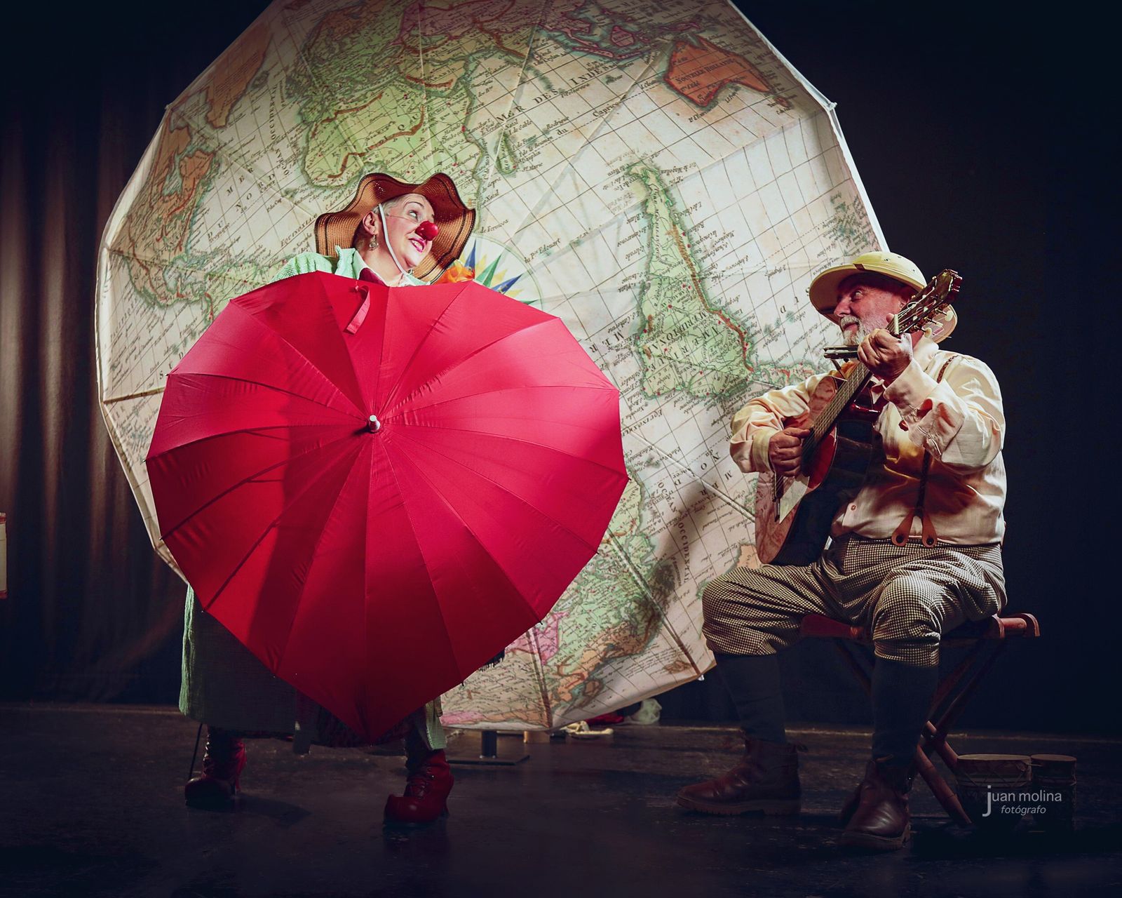 Nati Villar y Manuel Martínez en 'La maleta de mi abuela'