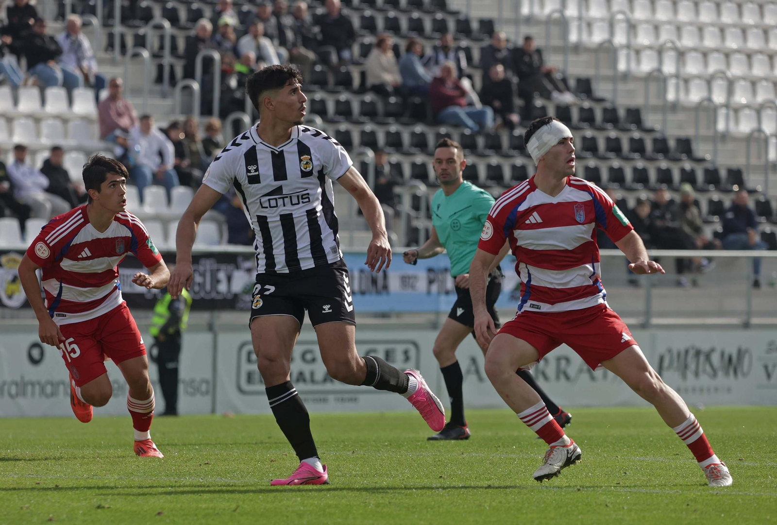 Las mejores fotos del Balona - Recreativo de Granada de Segunda Federación