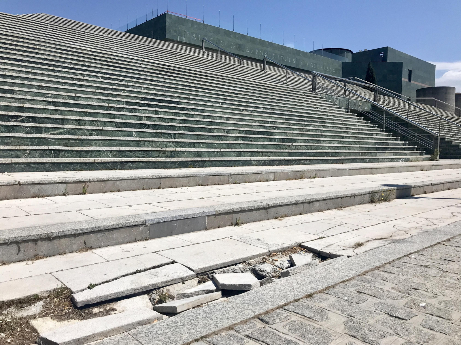 Exterior del Palacio de Congresos.