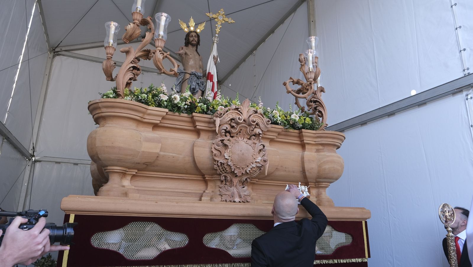 Procesión de Jesucristo Resucitado en Almería, en imágenes