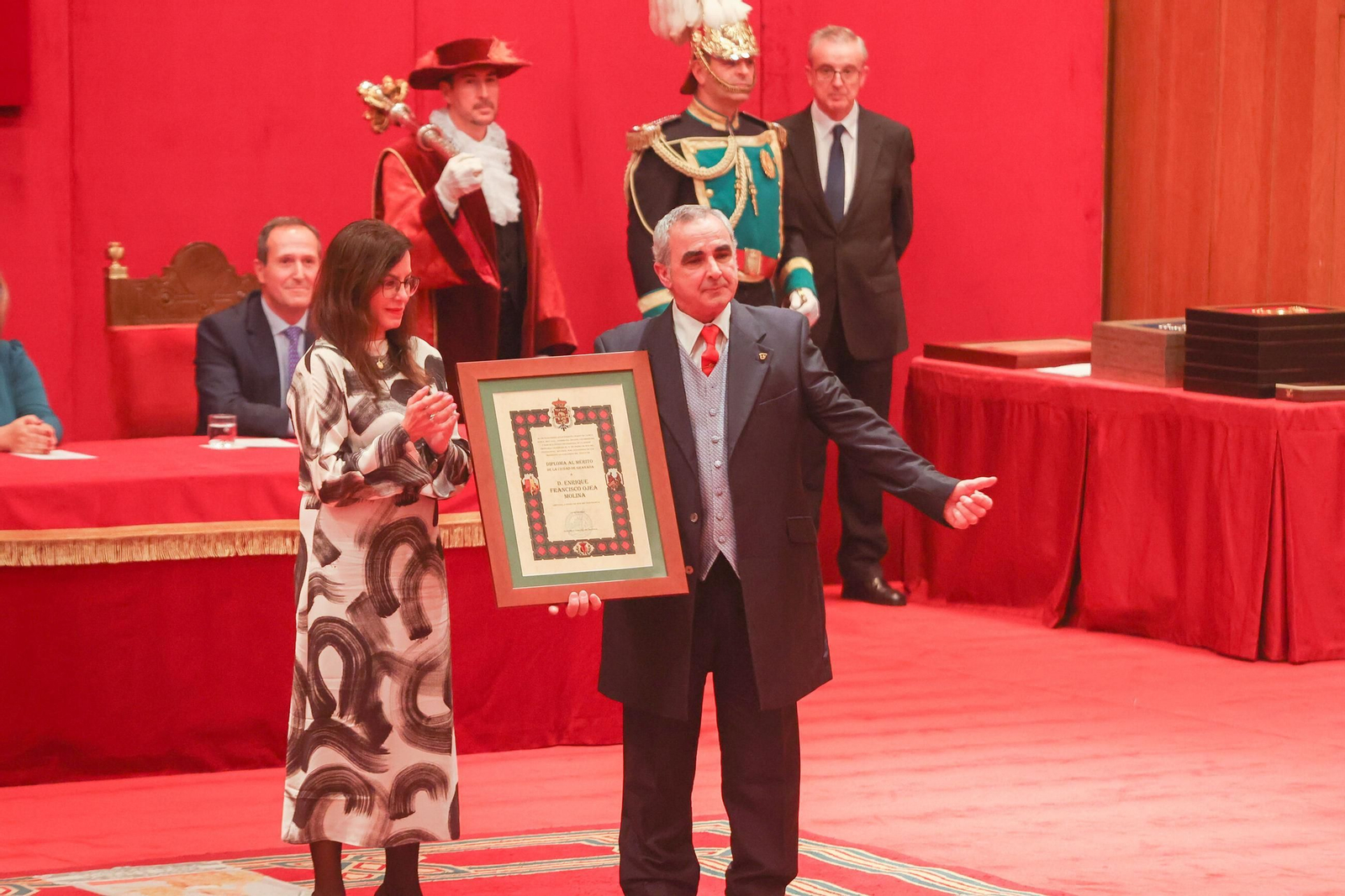 Todas las imágenes de la entrega de los Honores y Distinciones de Granada