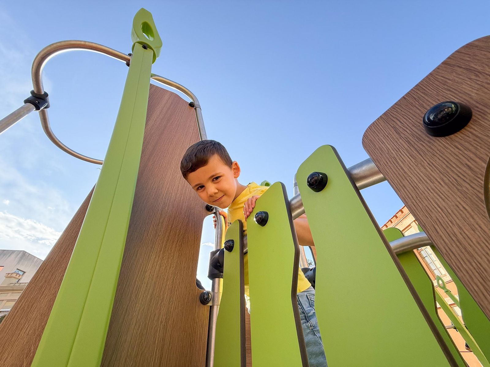 Las fotos de la inauguración del nuevo parque infantil junto al Conservatorio de La Línea