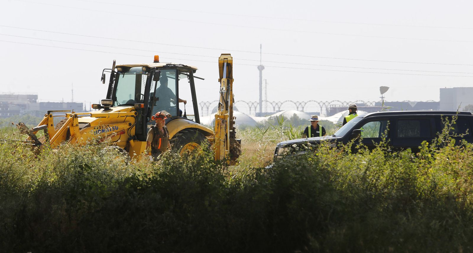 La búsqueda de Marta del Castillo bajo el puente del Alamillo, en imágenes