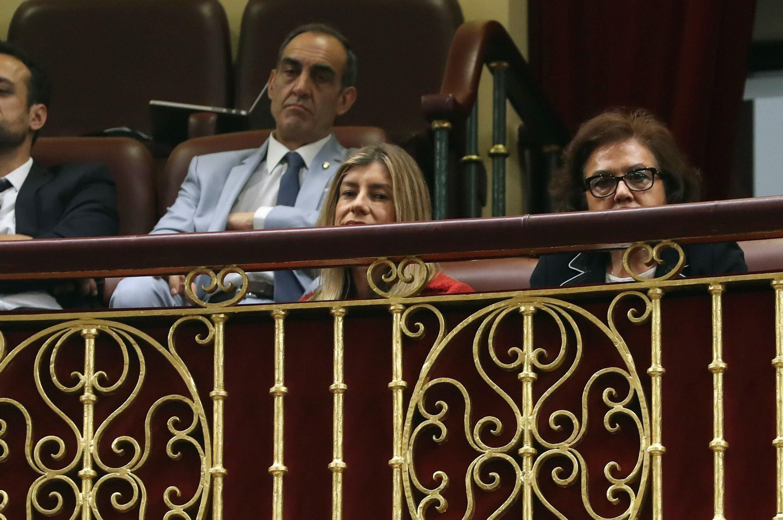 La mujer de Pedro Sánchez, Begoña Gómez, en la tribuna de invitados.