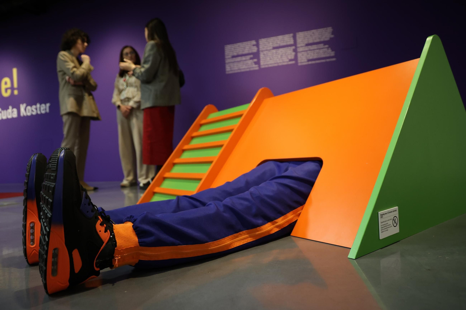 'It's Playtime!', la nueva exposición-taller de la artista neerlandesa Guda Koster