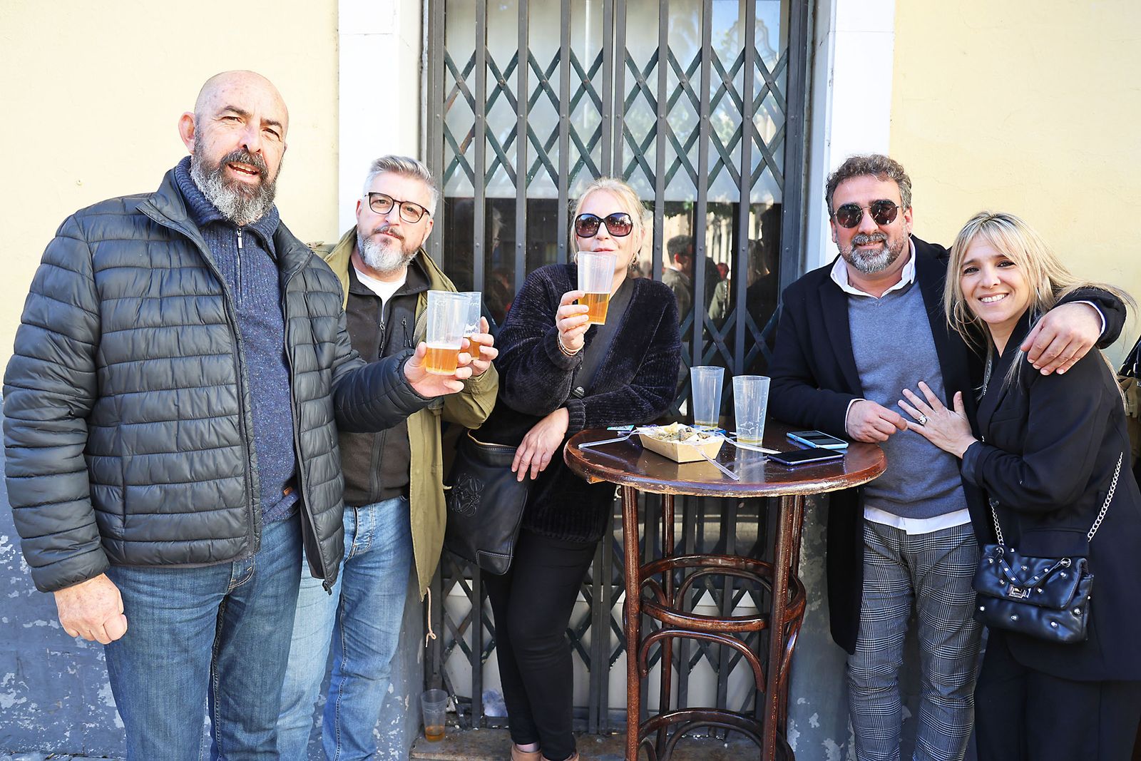 Imágenes de la fiesta del 24 de diciembre en las calle de Huelva