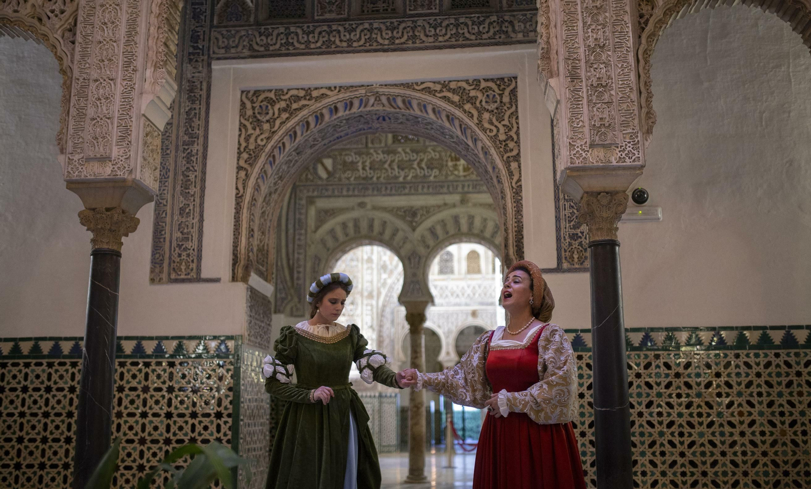Las visitas teatralizadas nocturnas en el Alcázar de Sevilla con Magallanes como protagonista