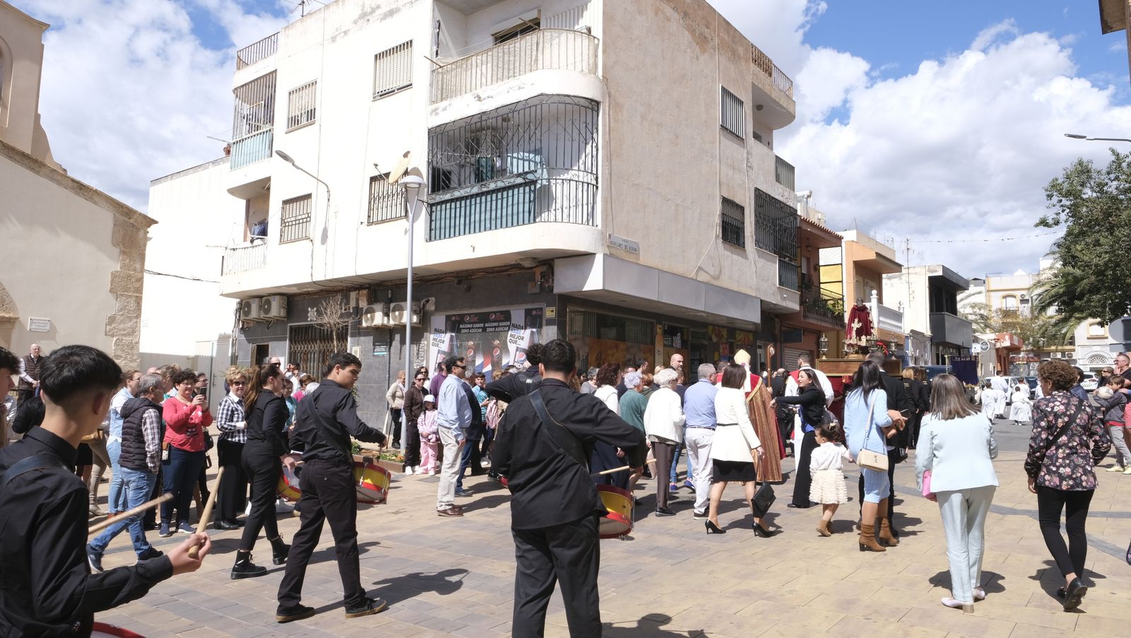 Imágenes de la bendición de la Borriquita de El Alquián, por el Obispo de Almería