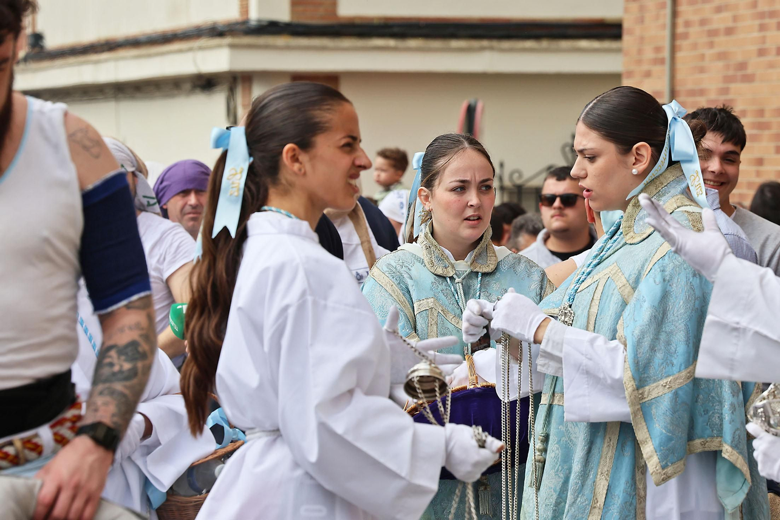 Imágenes de El Resucitado por el barrio de La Hispanidad