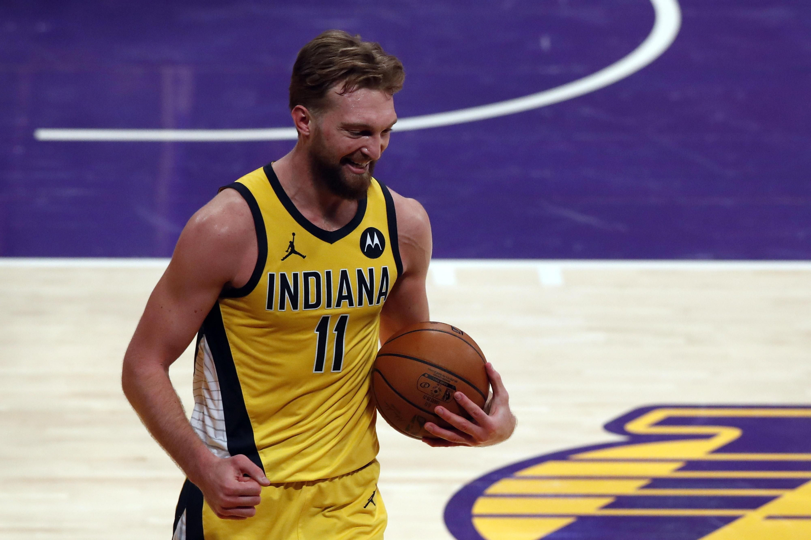 Las fotos de Domas Sabonis en el Los Angeles Lakers-Indiana Pacers Las fotos de Domas Sabonis en el Los Angeles Lakers-Indiana Pacers