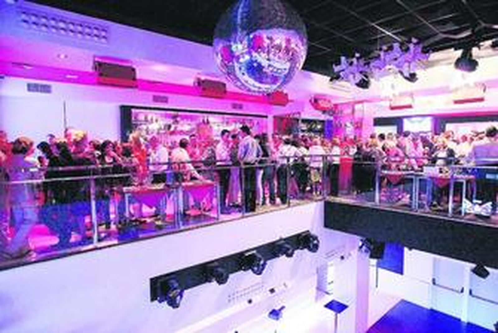 Caramelo Almería ha conseguido convertirse en el local de moda de la capital.