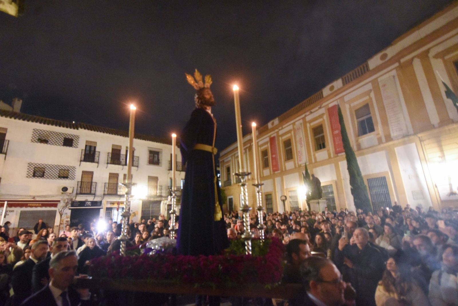 Las fotos del traslado de la hermandad del Perdón de Córdoba