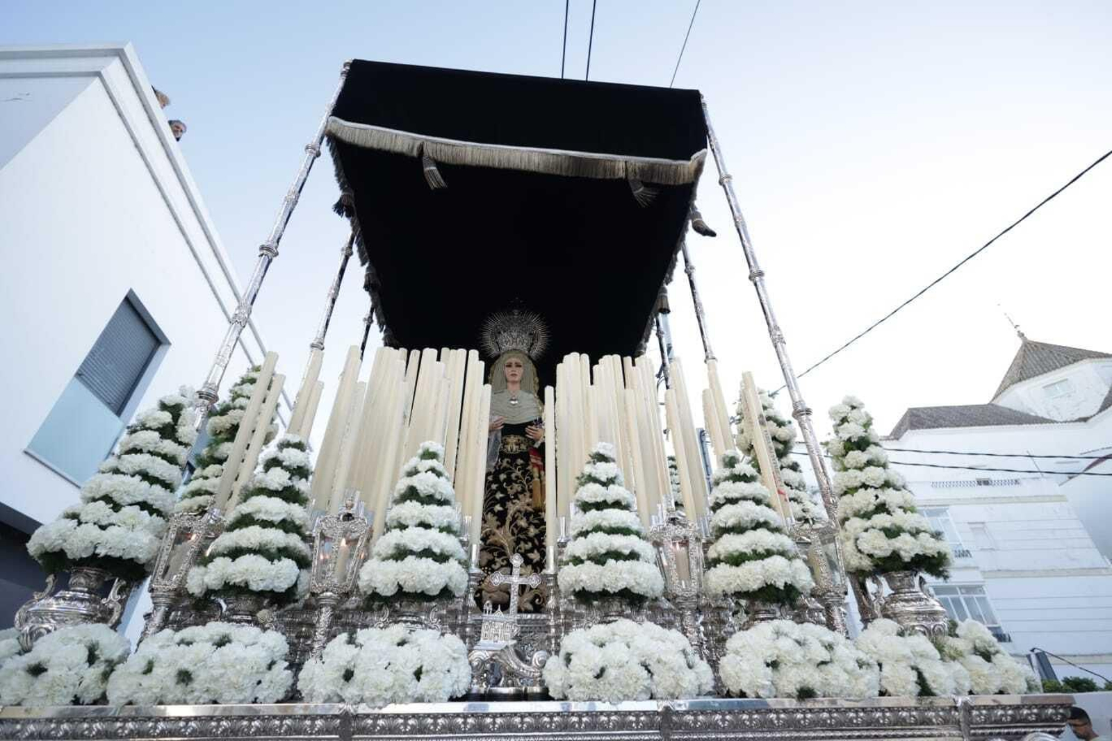 Las imágenes de la procesión del Santo Entierro de la Semana Santa de San Fernando 2023
