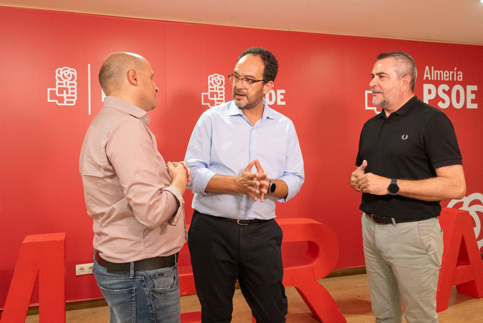 Los candidatos del PSOE Antonio Martínez, Antonio Hernarndo y Juan Antonio Lorenzo