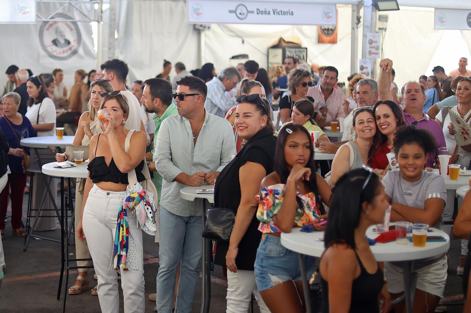 Imágenes de la Feria de la Tapa de Huelva en la mañana del domingo
