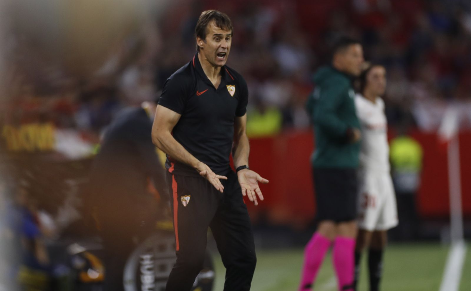 Las fotos del Sevilla-Apoel