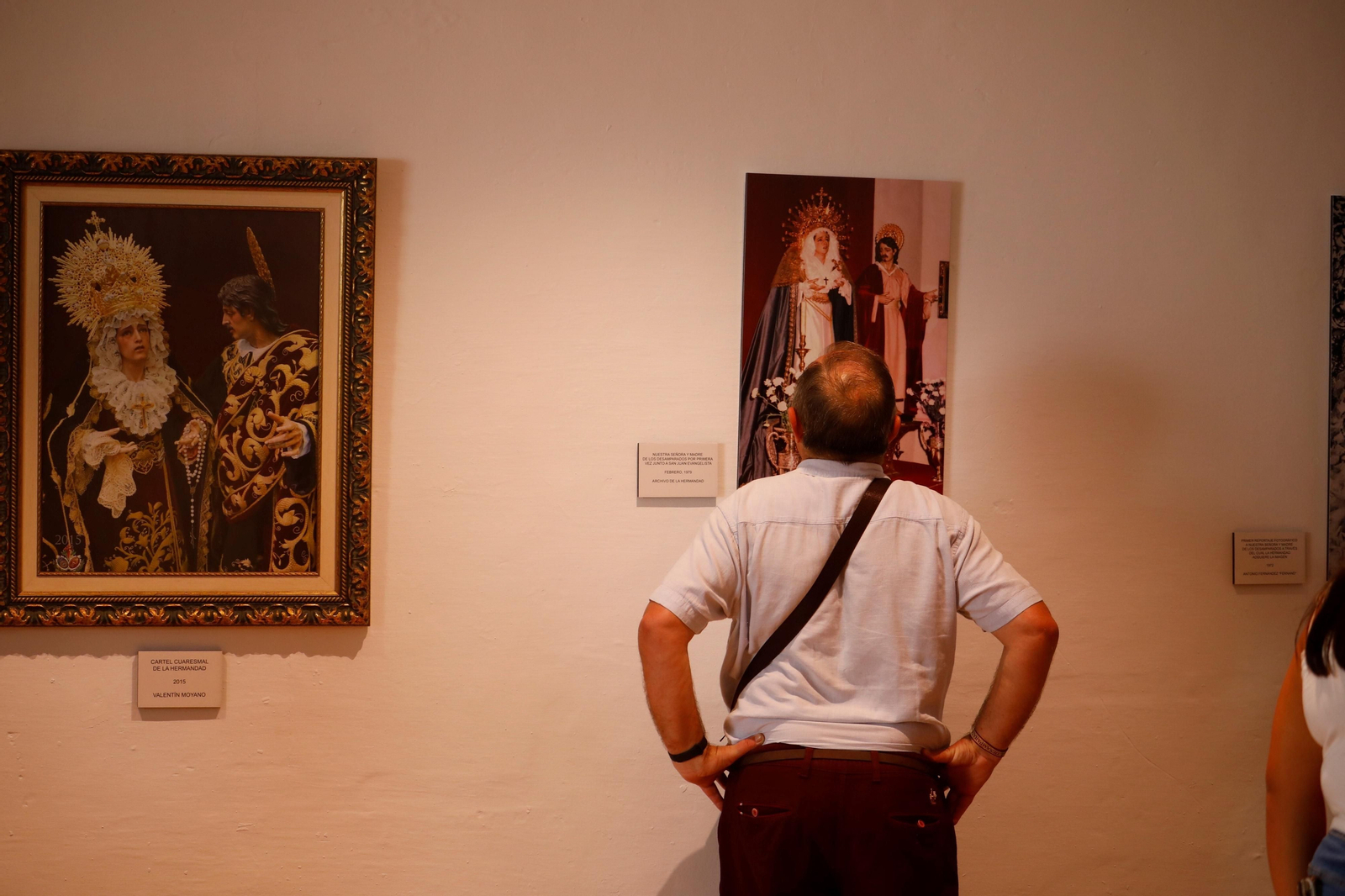 La exposición fotográfica del 50 aniversario de la Virgen de los Desamparados de Córdoba, en imágenes