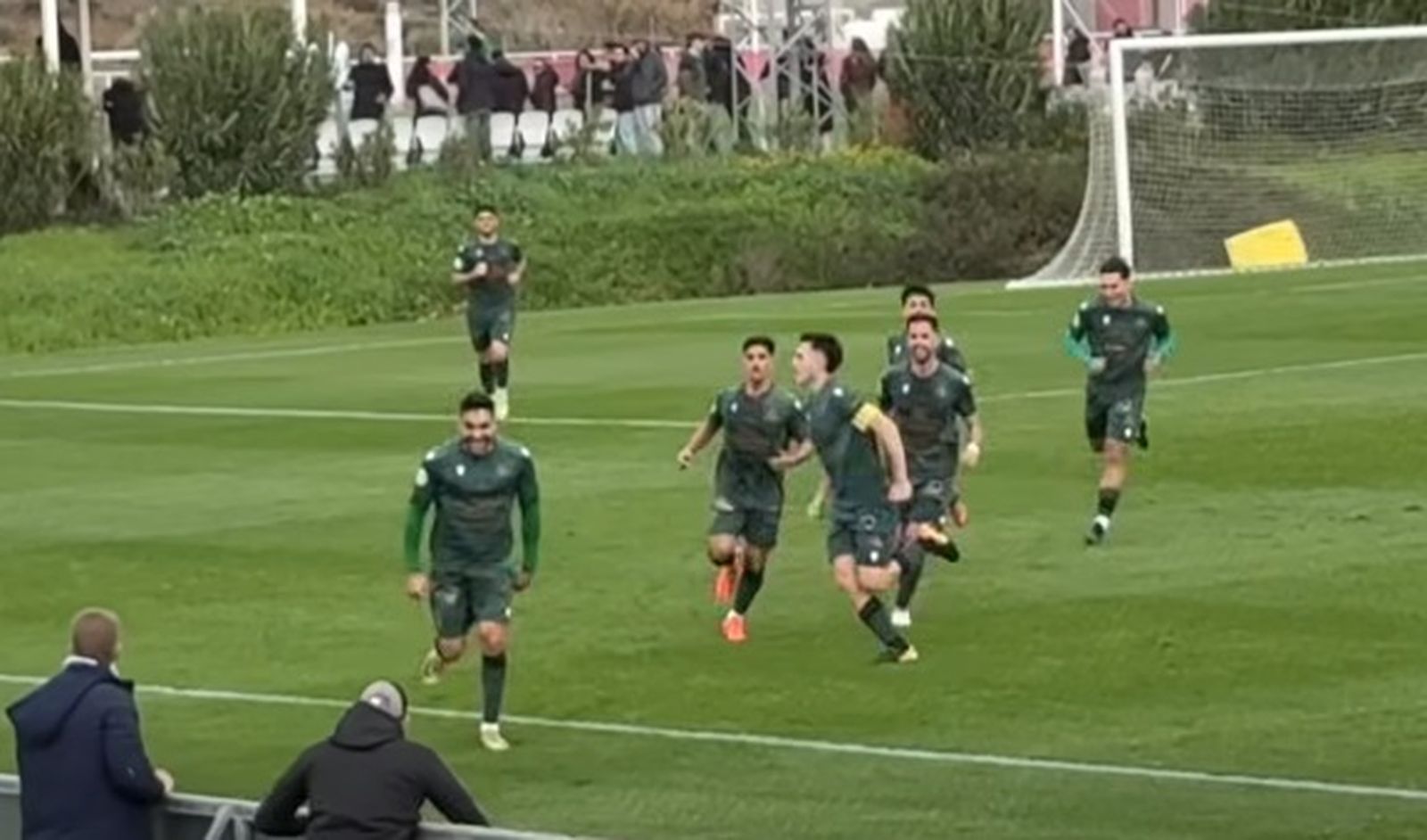 Los chiclaneros celebran el gol de Dani Guerrero.