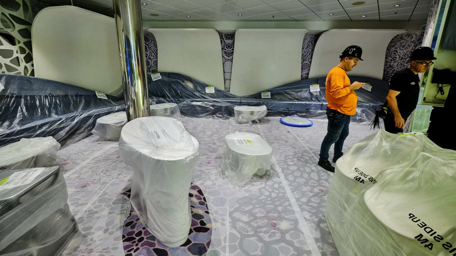 Obras en el buque 'Oasis of the Seas' Obras en el buque 'Oasis of the Seas'
