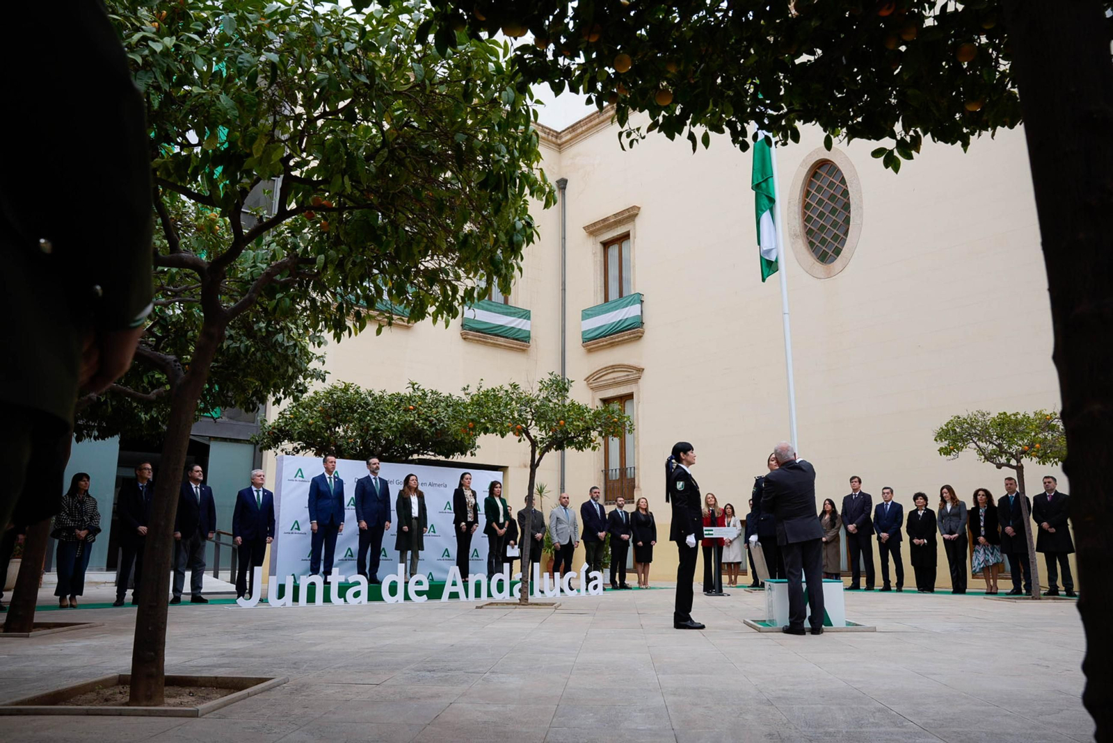 Así han sido las imágenes del día de la bandera en Almería