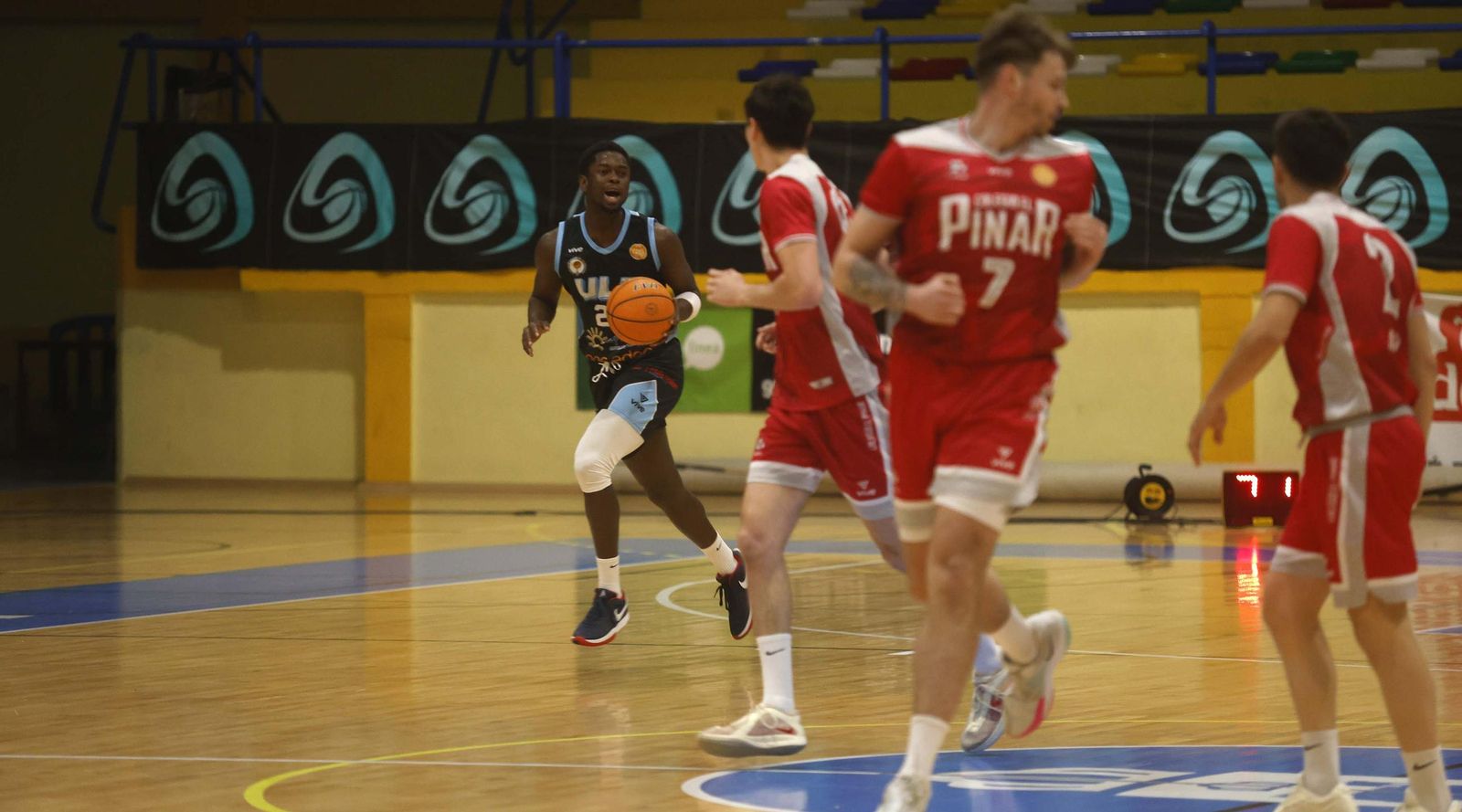 Las fotos del ULB - Colegio El Pinar de Tercera FEB