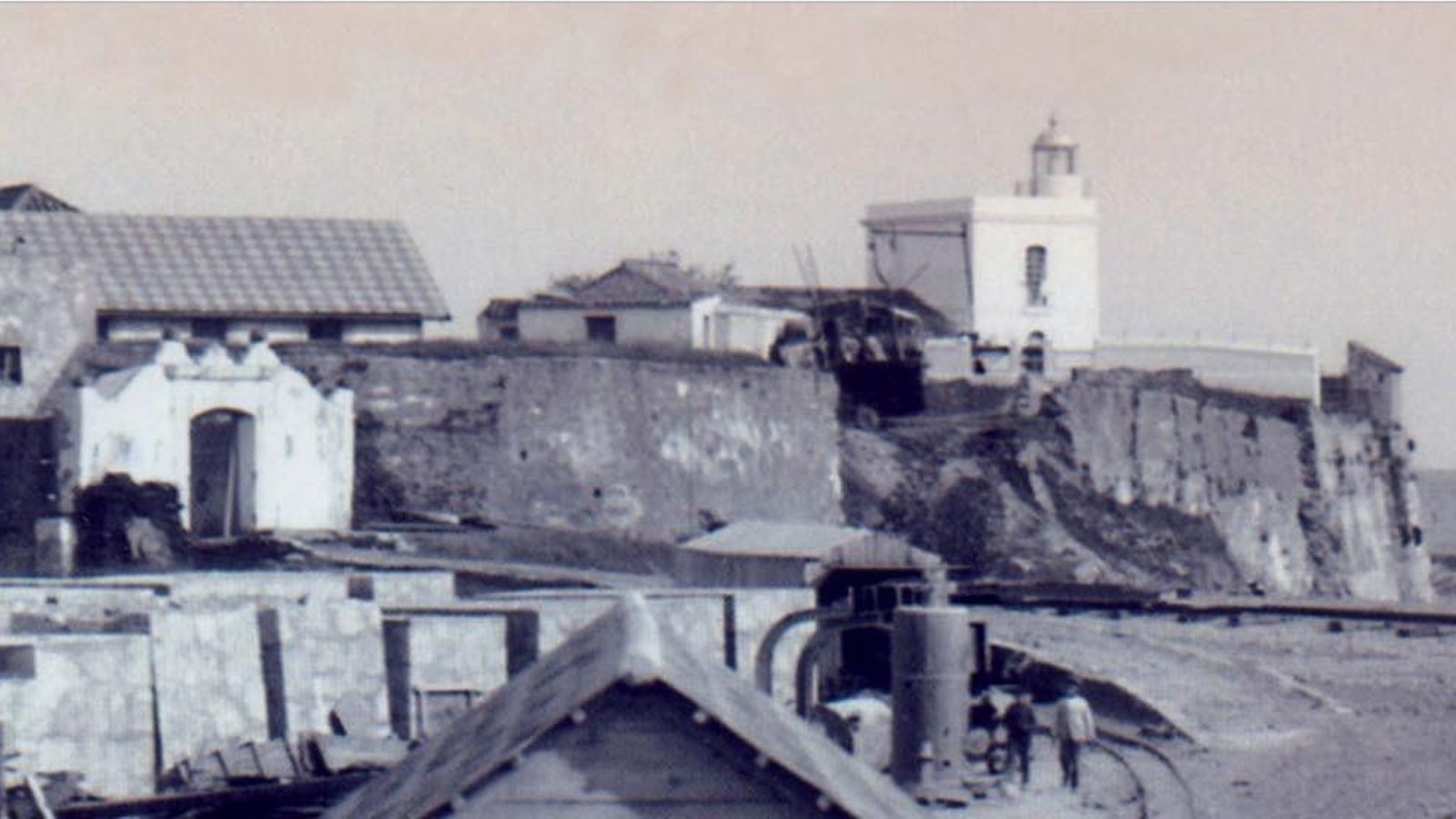 El Fuerte de la Isla Verde en una fotografía tomada en el año 1930.