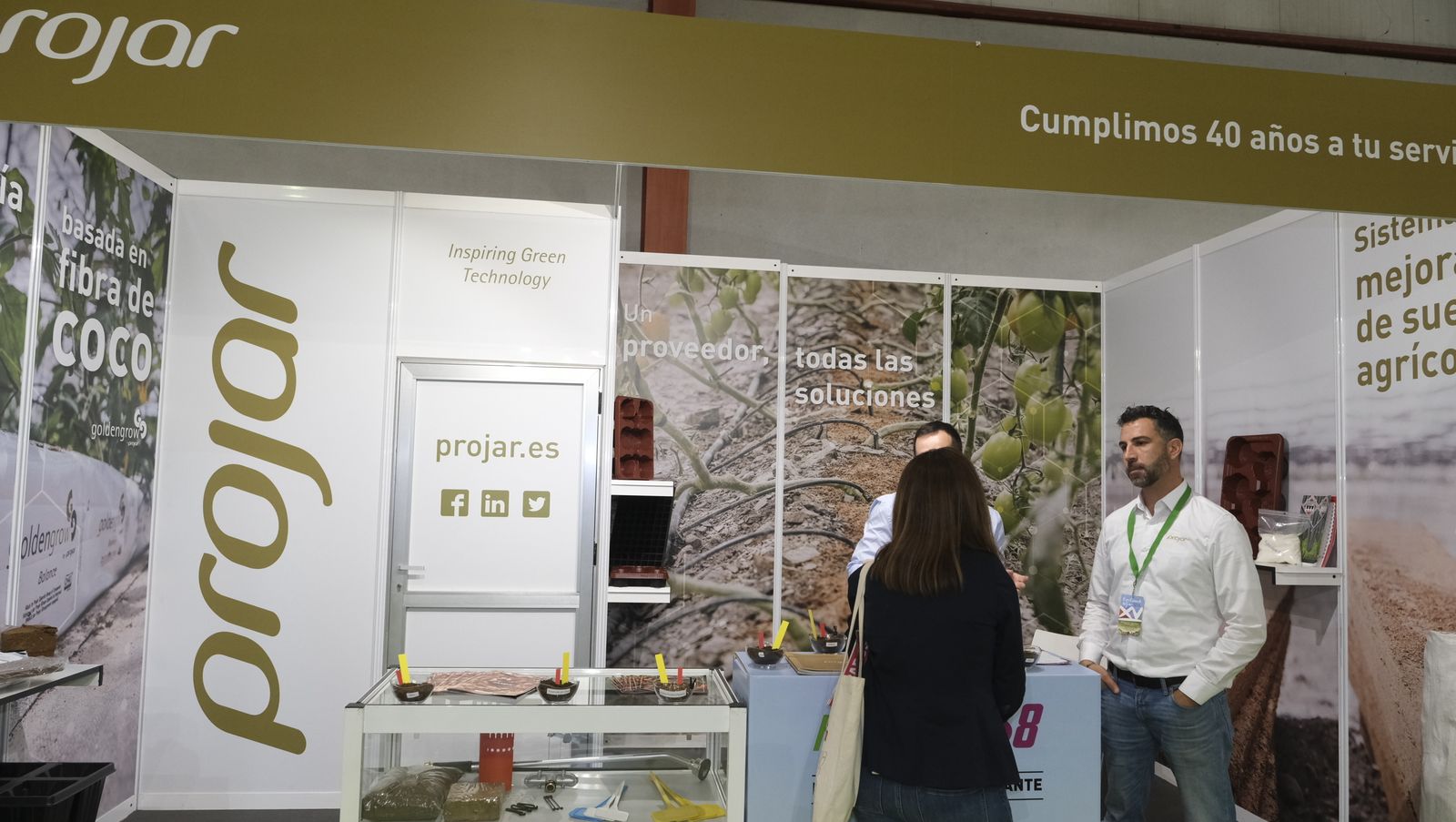 Imágenes del primer día de Expolevante Níjar.