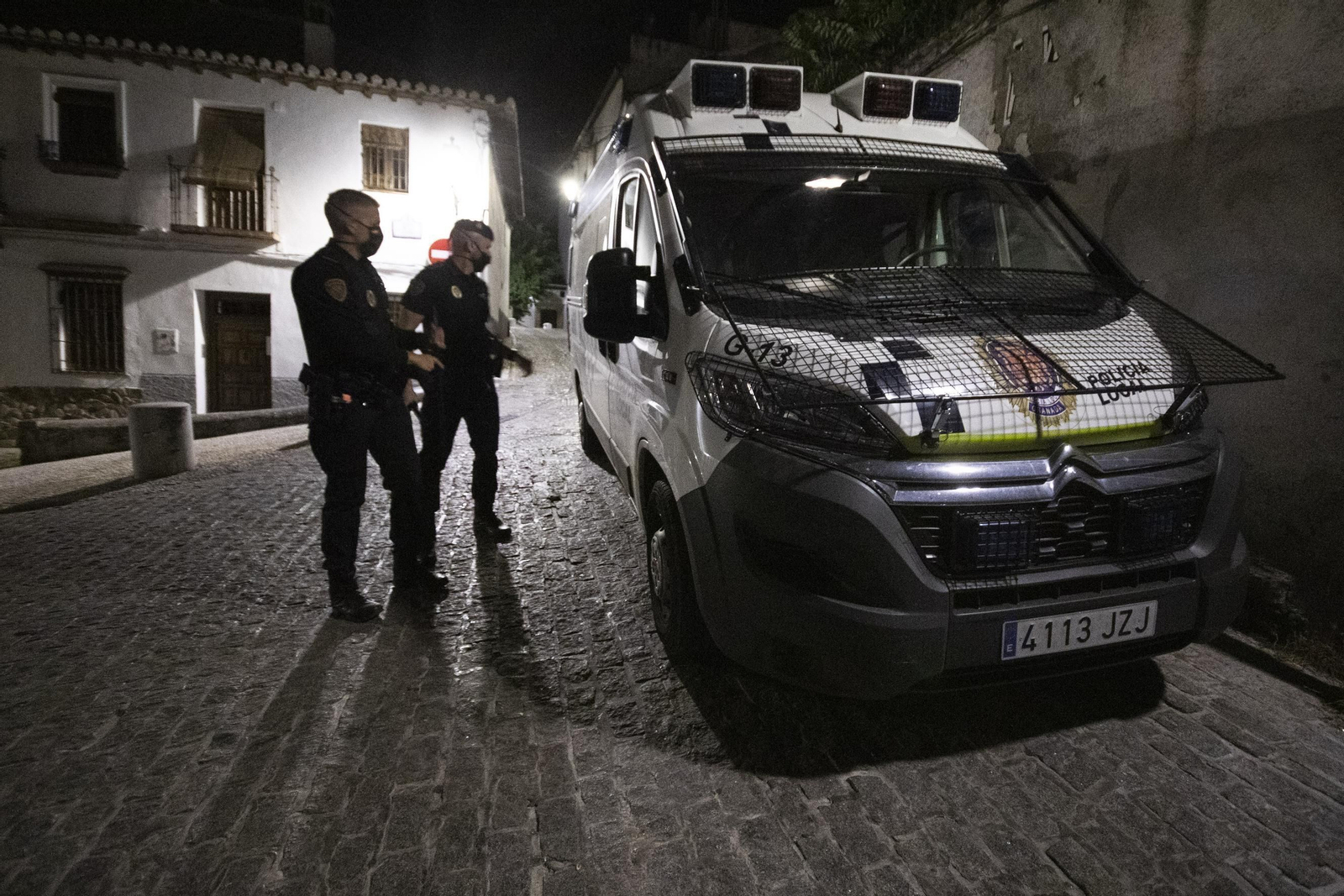 Más de una veintena de denuncias en Granada por incumplimiento del 'toque de queda'