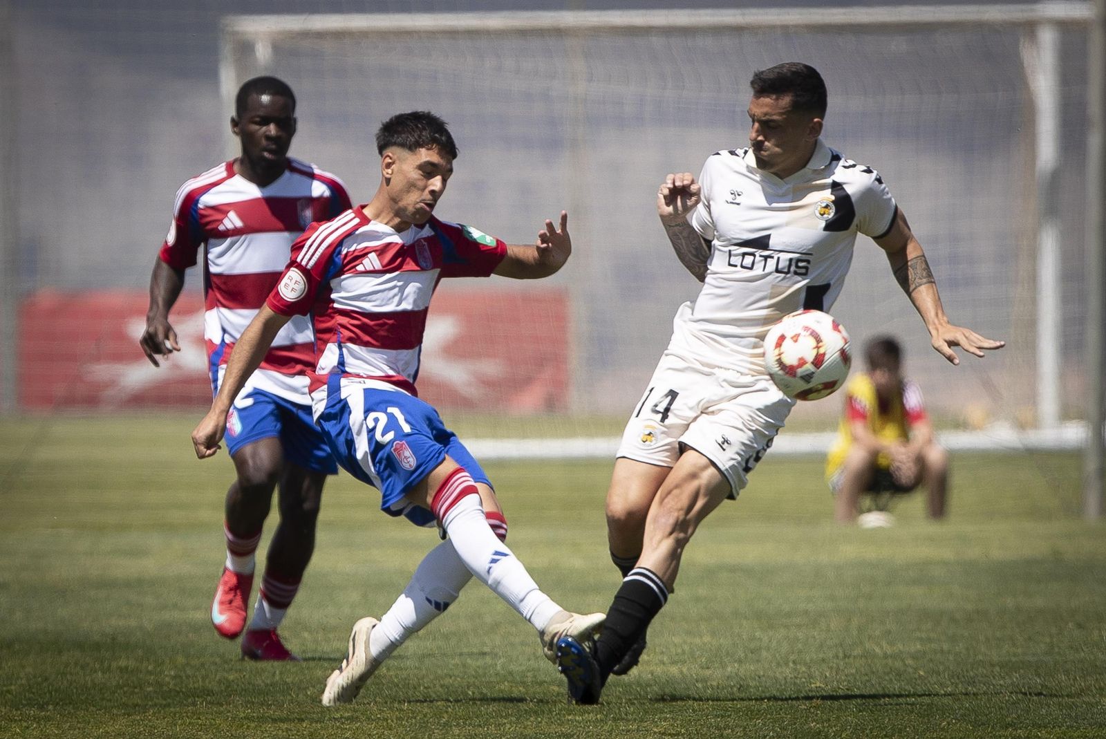 Las mejores imágenes del Recreativo Granada-Balompédica Linense