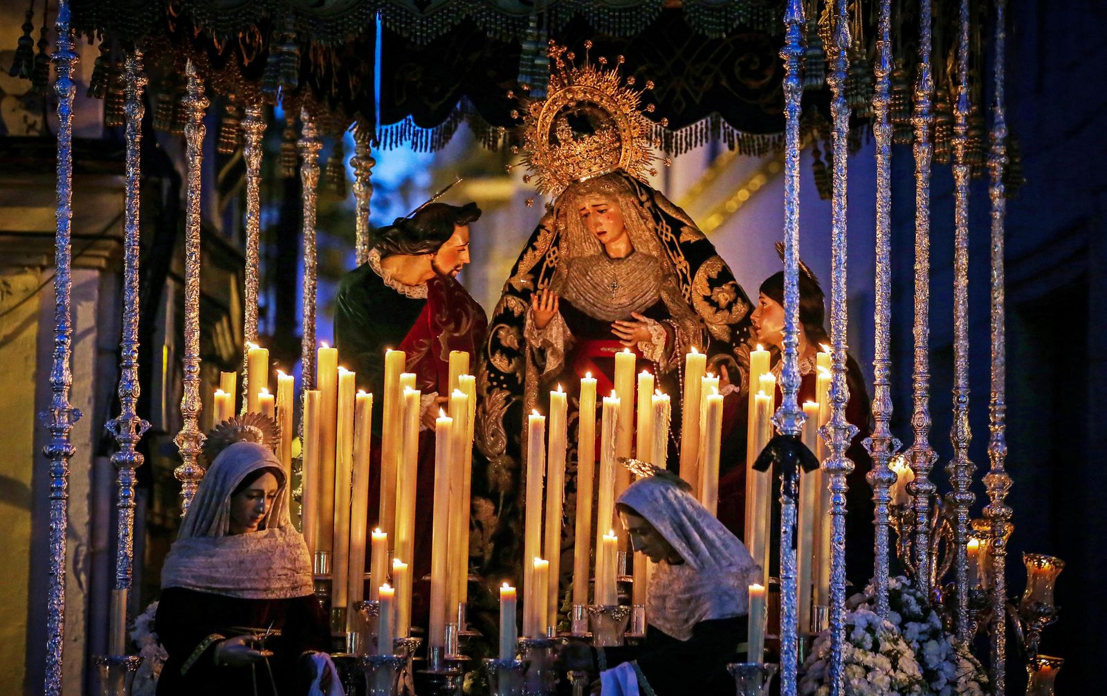 El duelo del paso de palio de la Piedad.