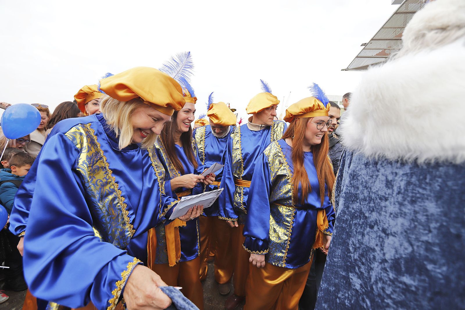 Imágenes de la mágica llegada de los Reyes Magos y la Estrella de la Ilusión a Huelva en barco